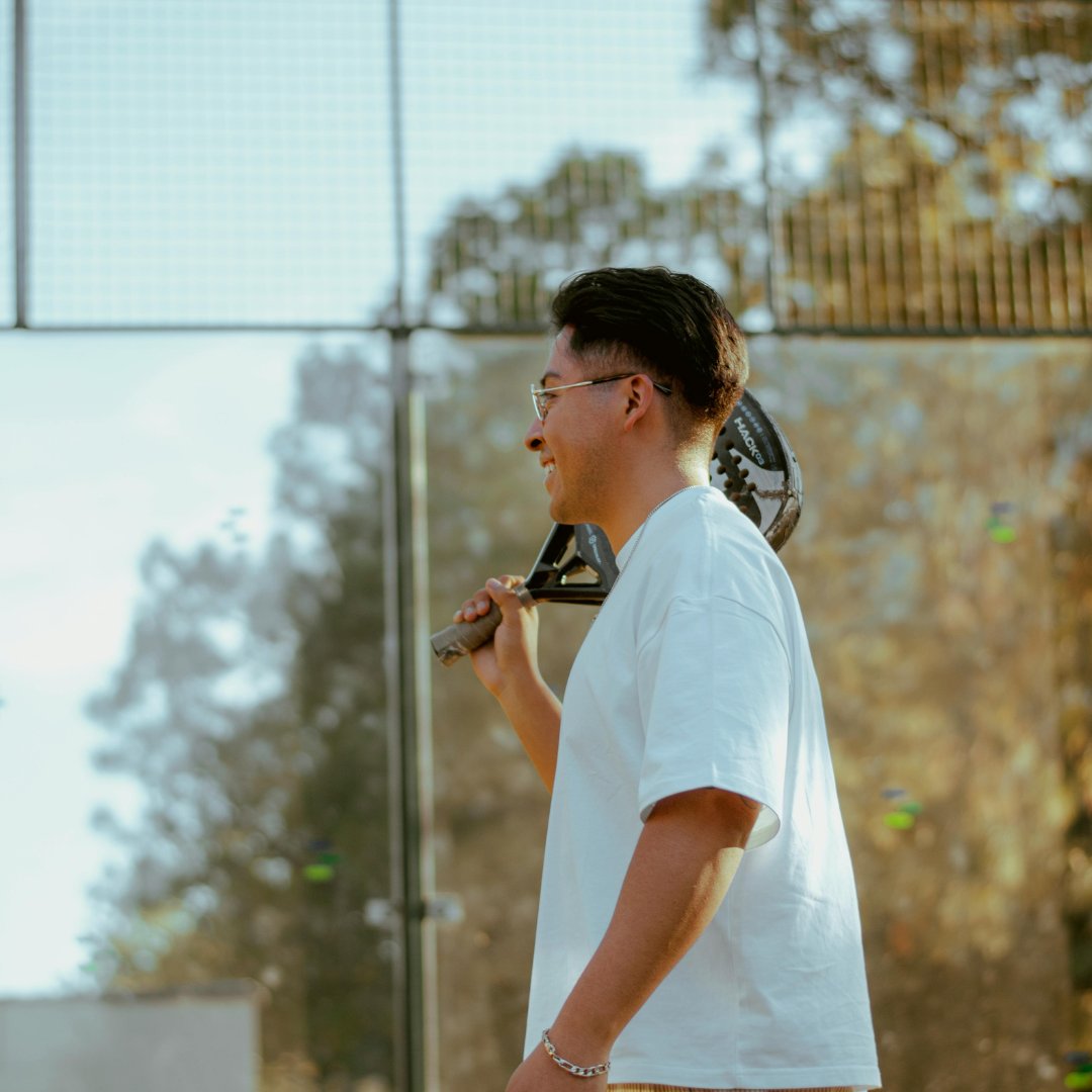 Court padel professionnel